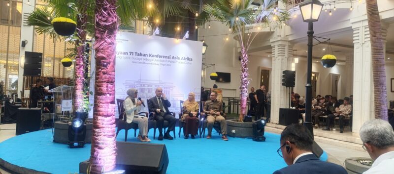 0-4024x1784-0-0-{}-0-24#