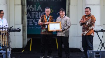 Ribuan Warga Padati Festival Asia Afrika, Bandung Semakin Mendunia